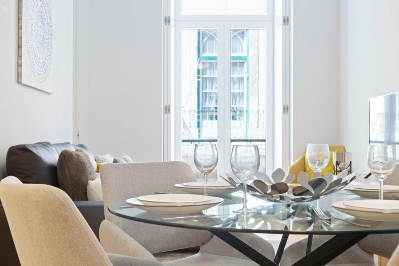 Spacious 1 Bedroom Near Baixa * Lisbon