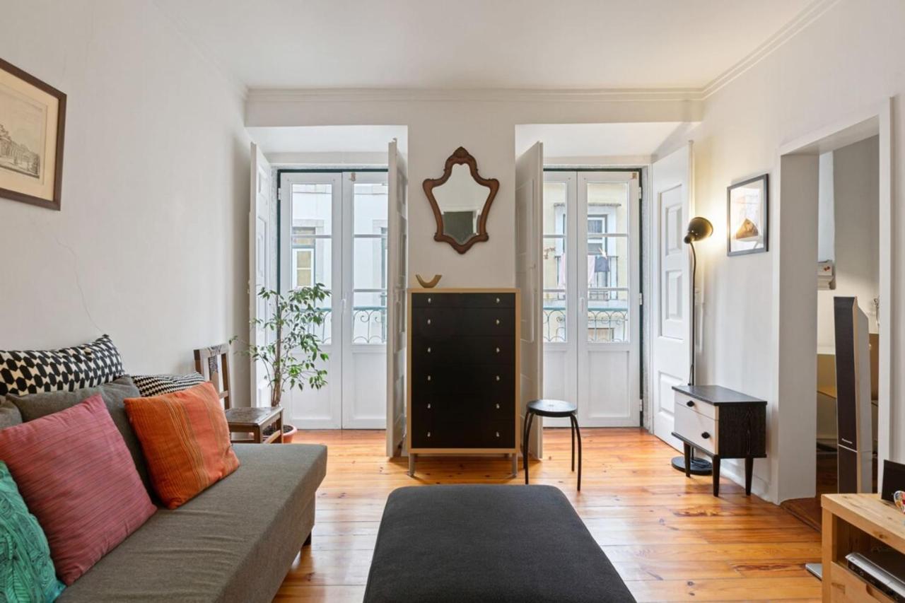 Stunning 1 Bedroom Near Alfama Lisbon