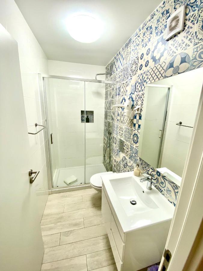 House Of Comfort Duplex A In The Center Of