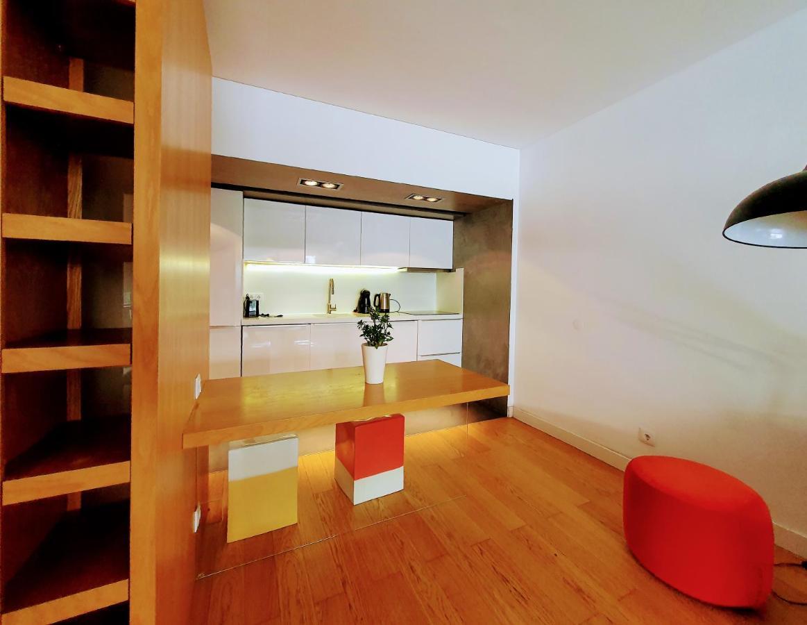 Marques De Pombal Terrace By Village *