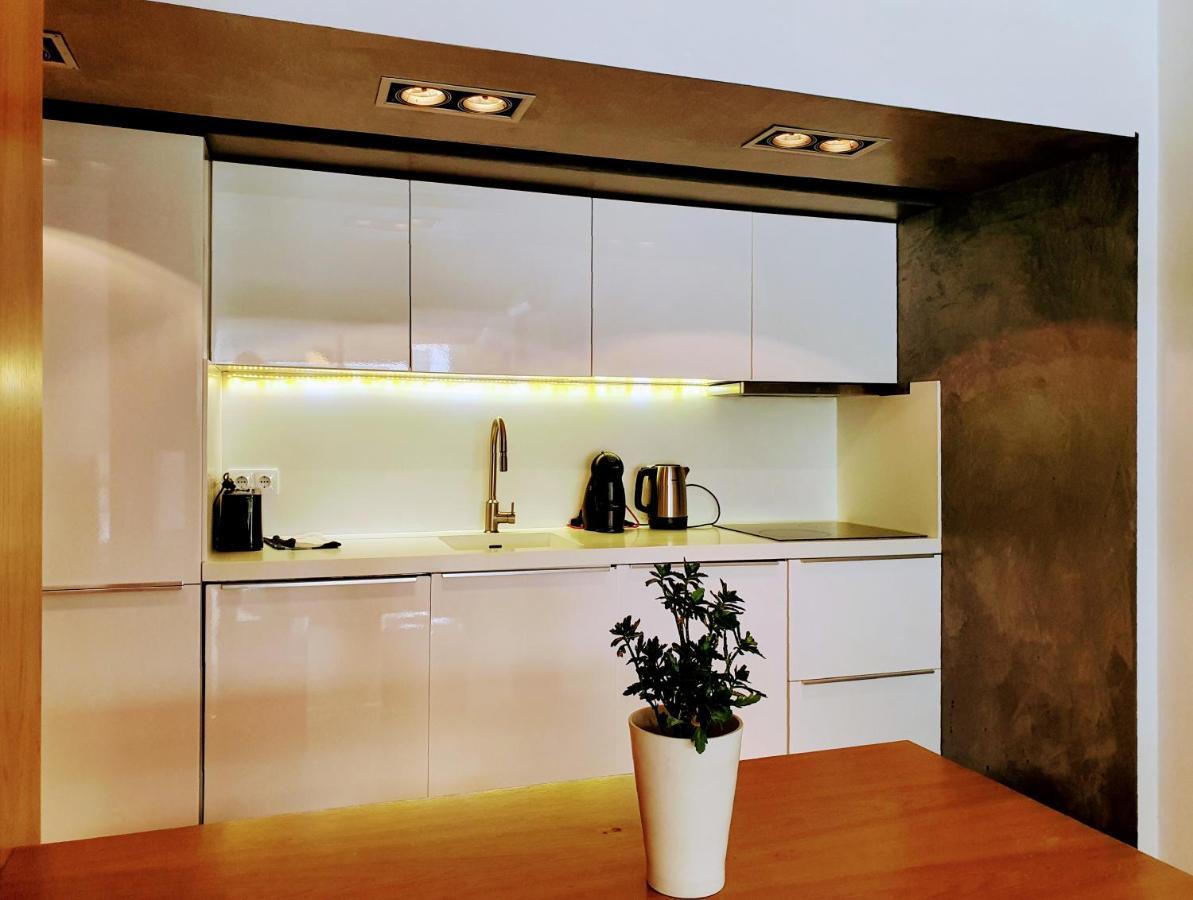 Marques De Pombal Terrace By Village Apartment *