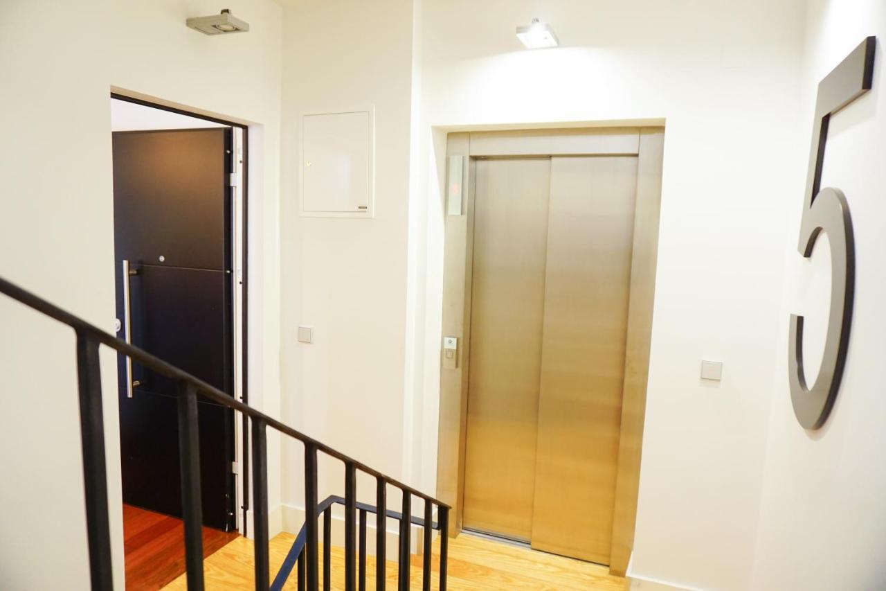 Apartment Gulbenkian Terrace - Bright Luxury *