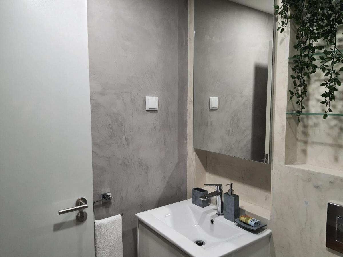 Apartment Exotic Fusion Double With Garden Lisbon