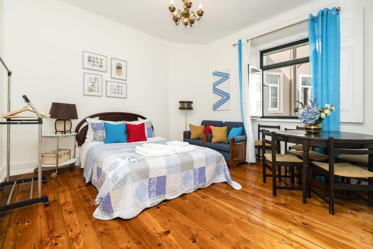 Retro M2 R4 - Lovely Double With Shared Bathroom Casa de hóspedes Lisboa