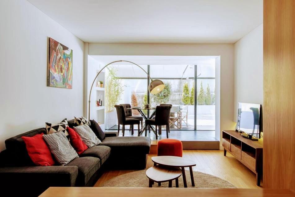 Marques De Pombal Terrace By Village *