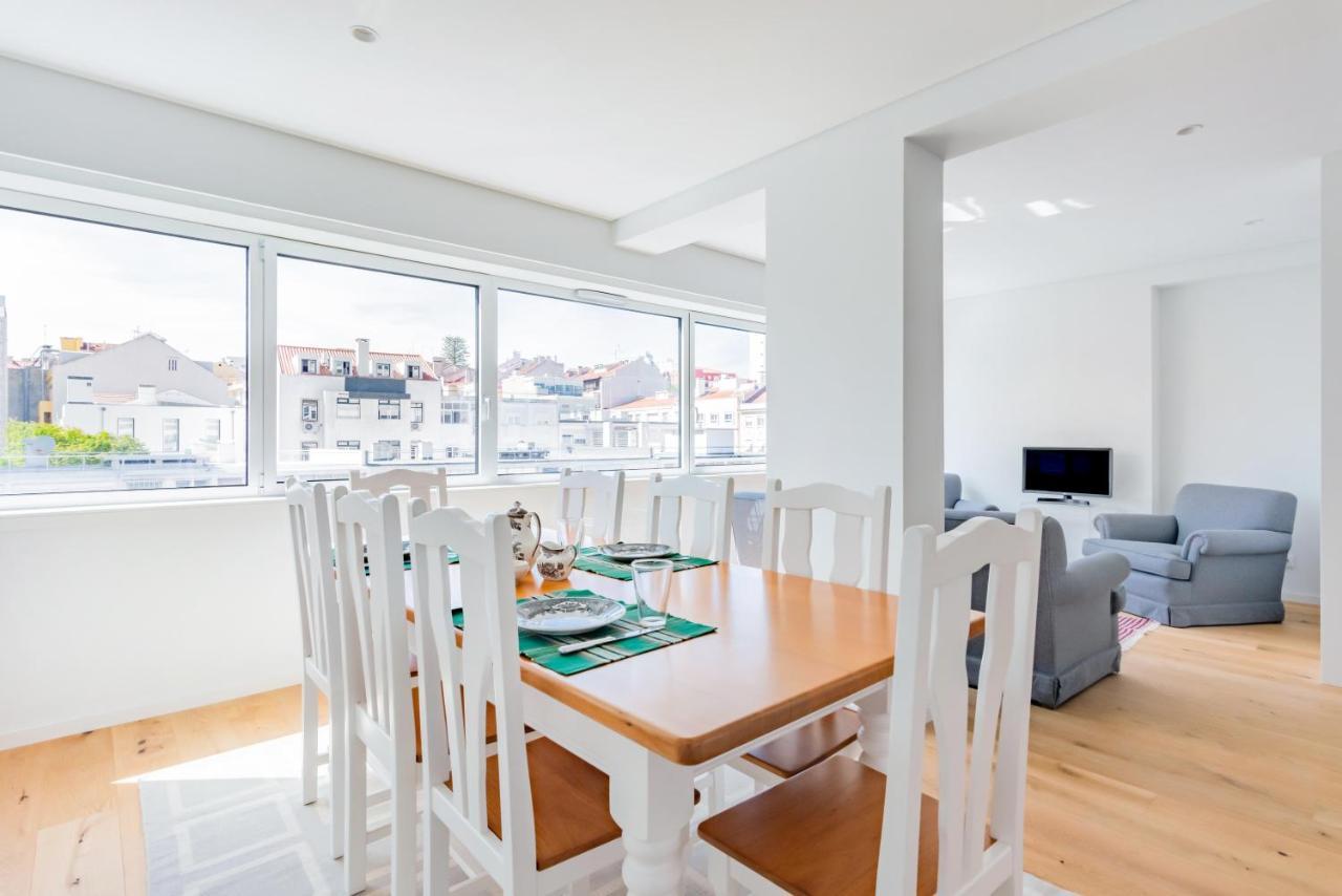 Estrela Modern Flat @ Infante Santo Apartment Lisbon