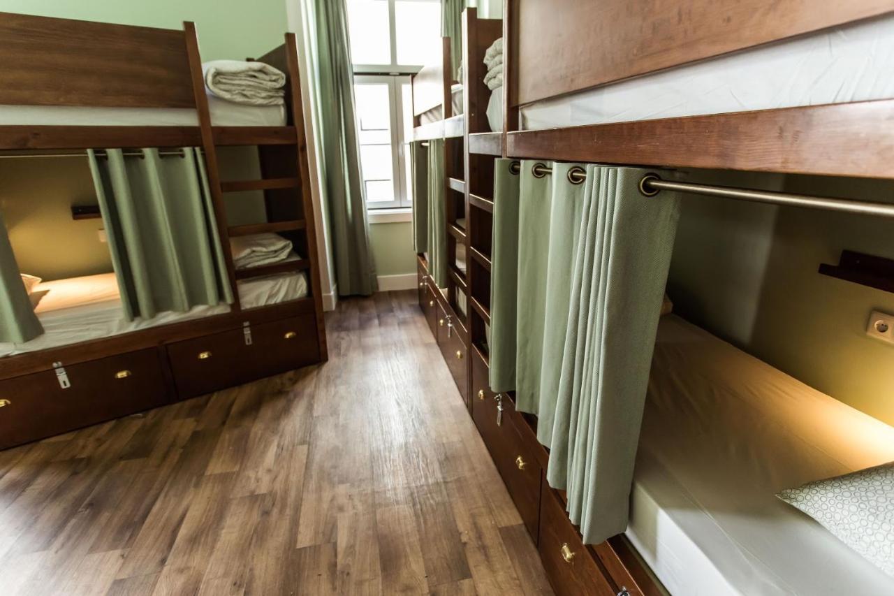 Home Lisbon Hostel *