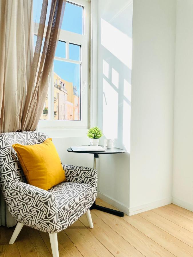 Sunny Arroios Apartment