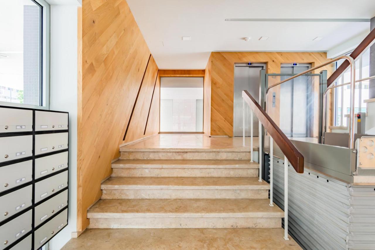 Estrela Modern Flat @ Infante Santo
