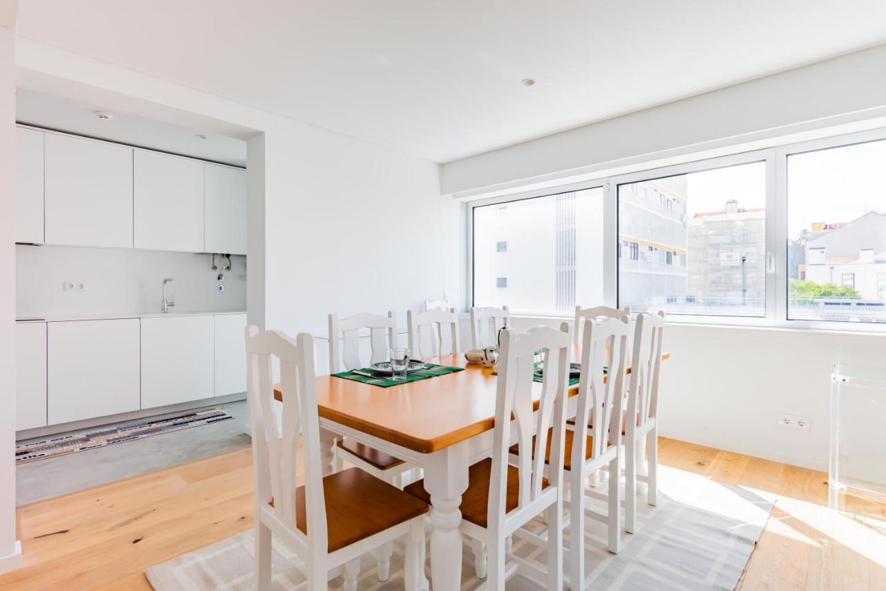 Estrela Modern Flat @ Infante Santo