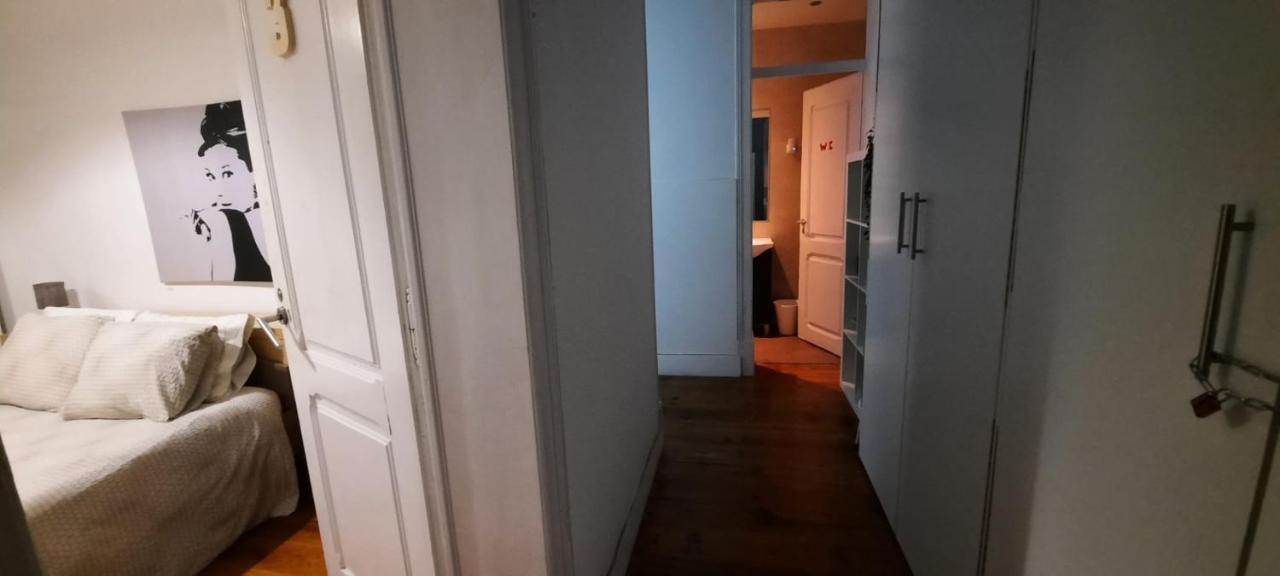 Sunny Terrace Apt, Close To Downtown! 2 Bedroom Flat Apartment *