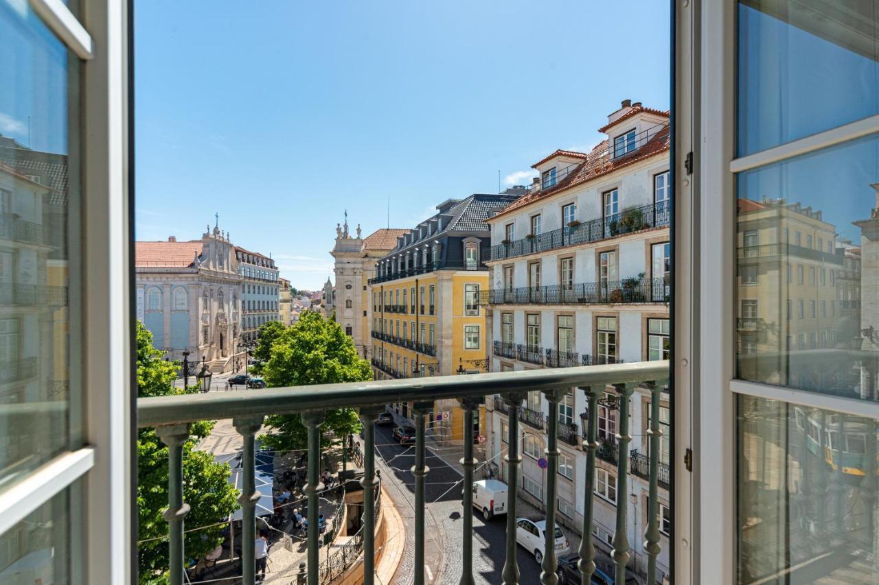 Le Consulat Hotel