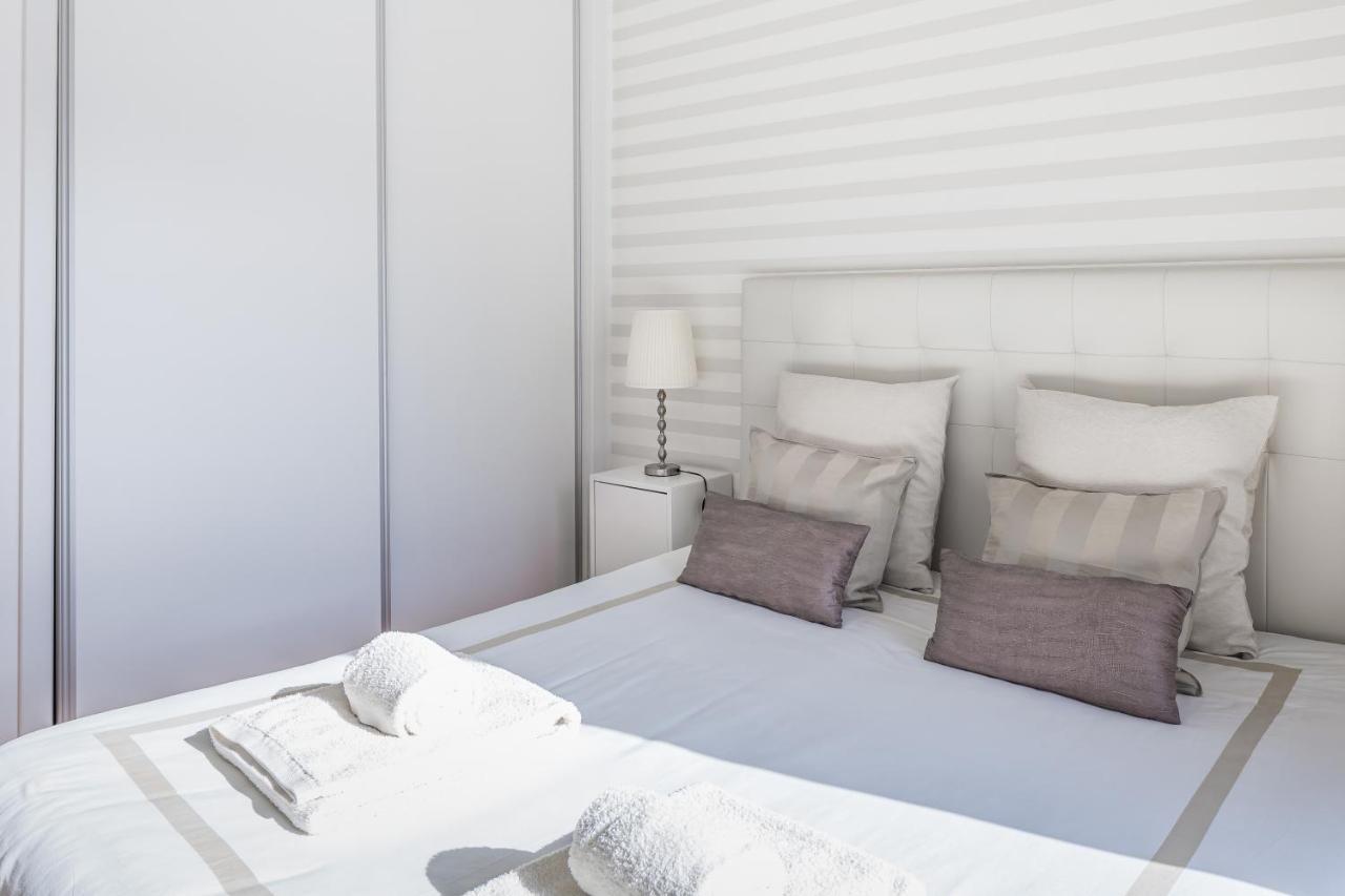 Portucale ! Downtown Premium With Parking Garage Apartment Lisbon