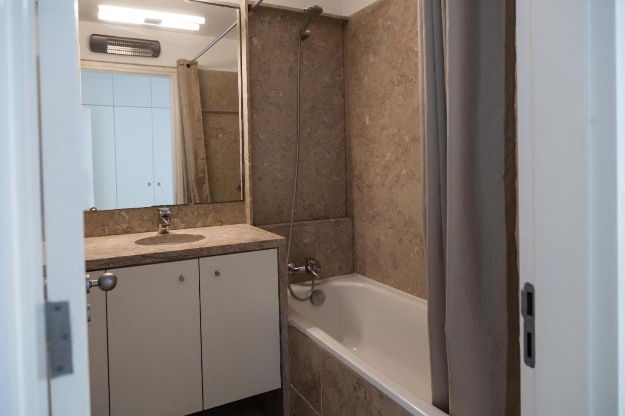 Apartment Classy 2bdr In Downtown By Lovelystay *