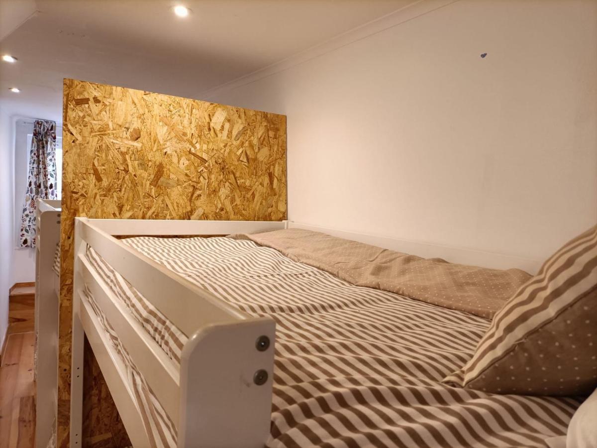 Albergue Now Bastidor Jovial *