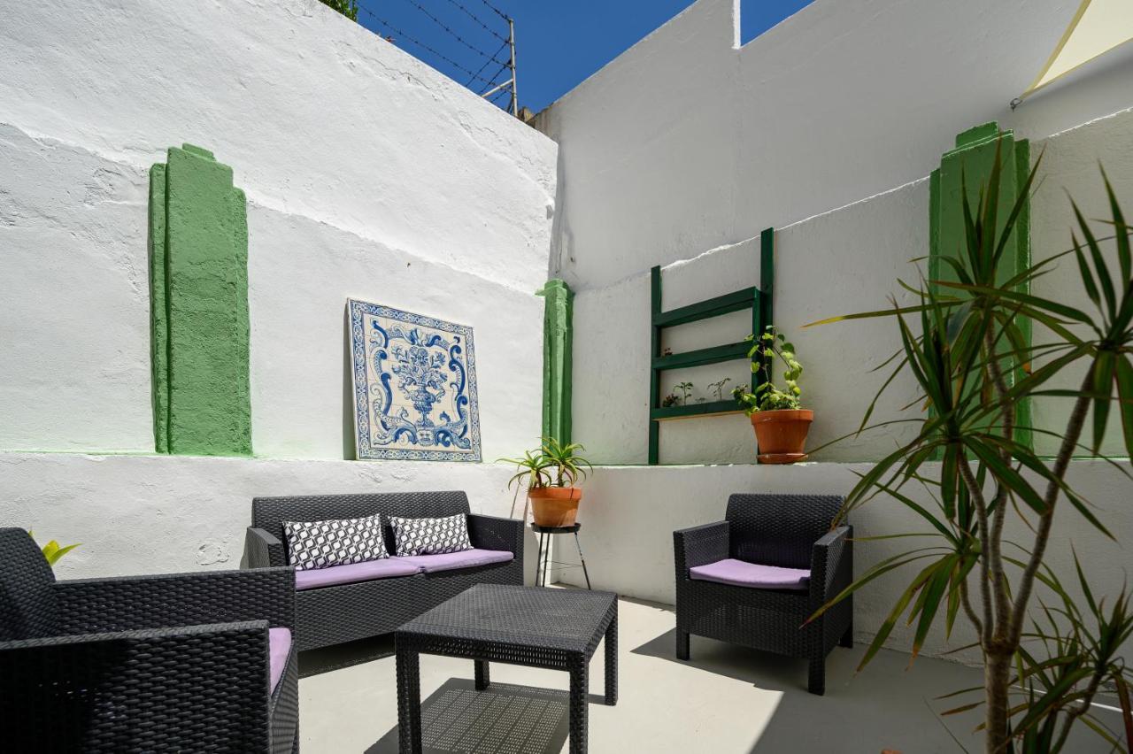 Terrace Albergue *