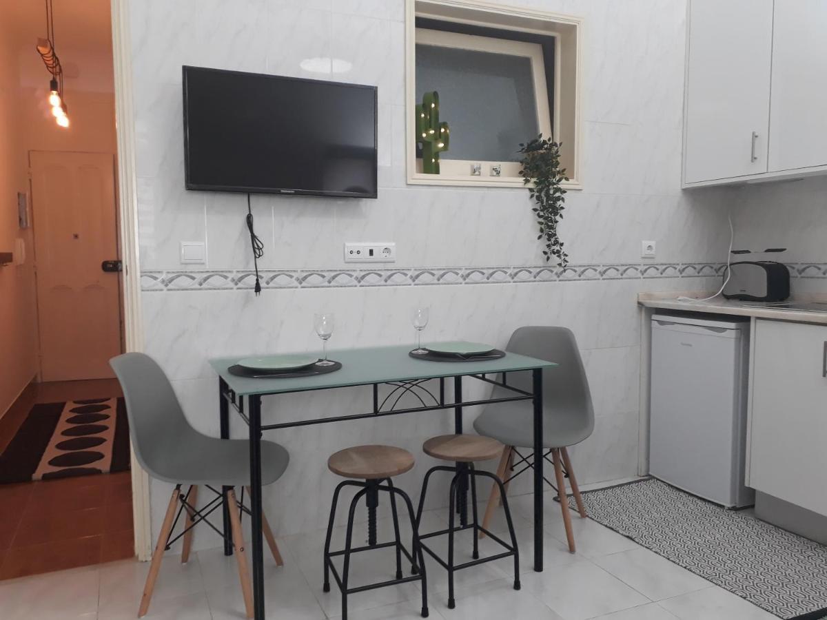 Nas Olaias A 5 Minutos Da Faculdade Isel E Ist Apartment