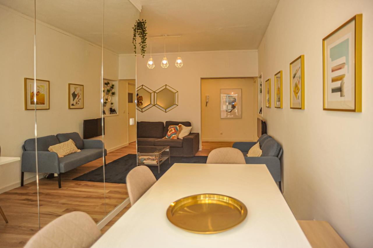 Marques De Pombal - 8 Bedroom Guest house *