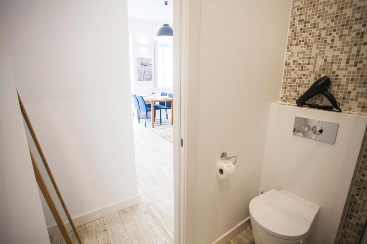 Cosy Tiles House Apartment