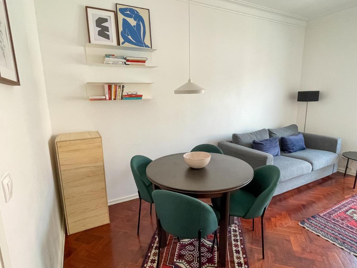 Apartment Claude Homes Rato