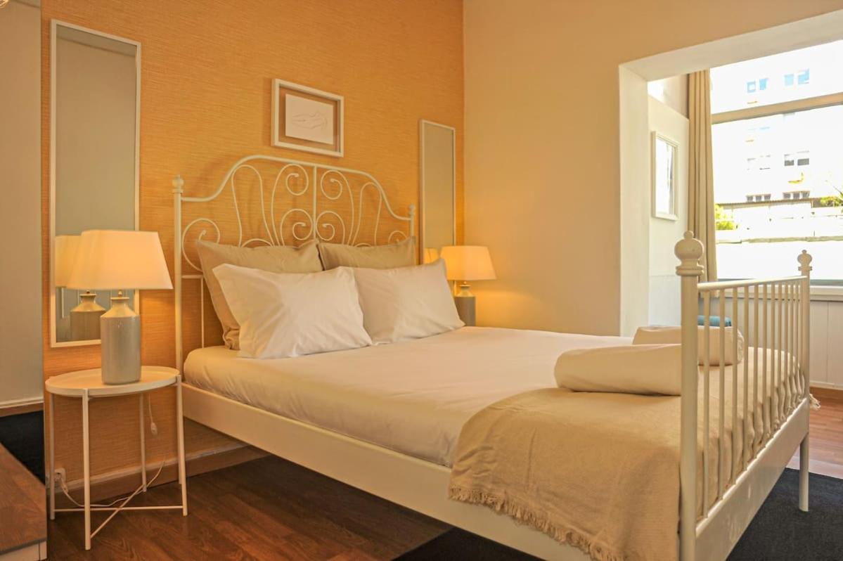 Guest house Marques De Pombal - 8 Bedroom Lisbon