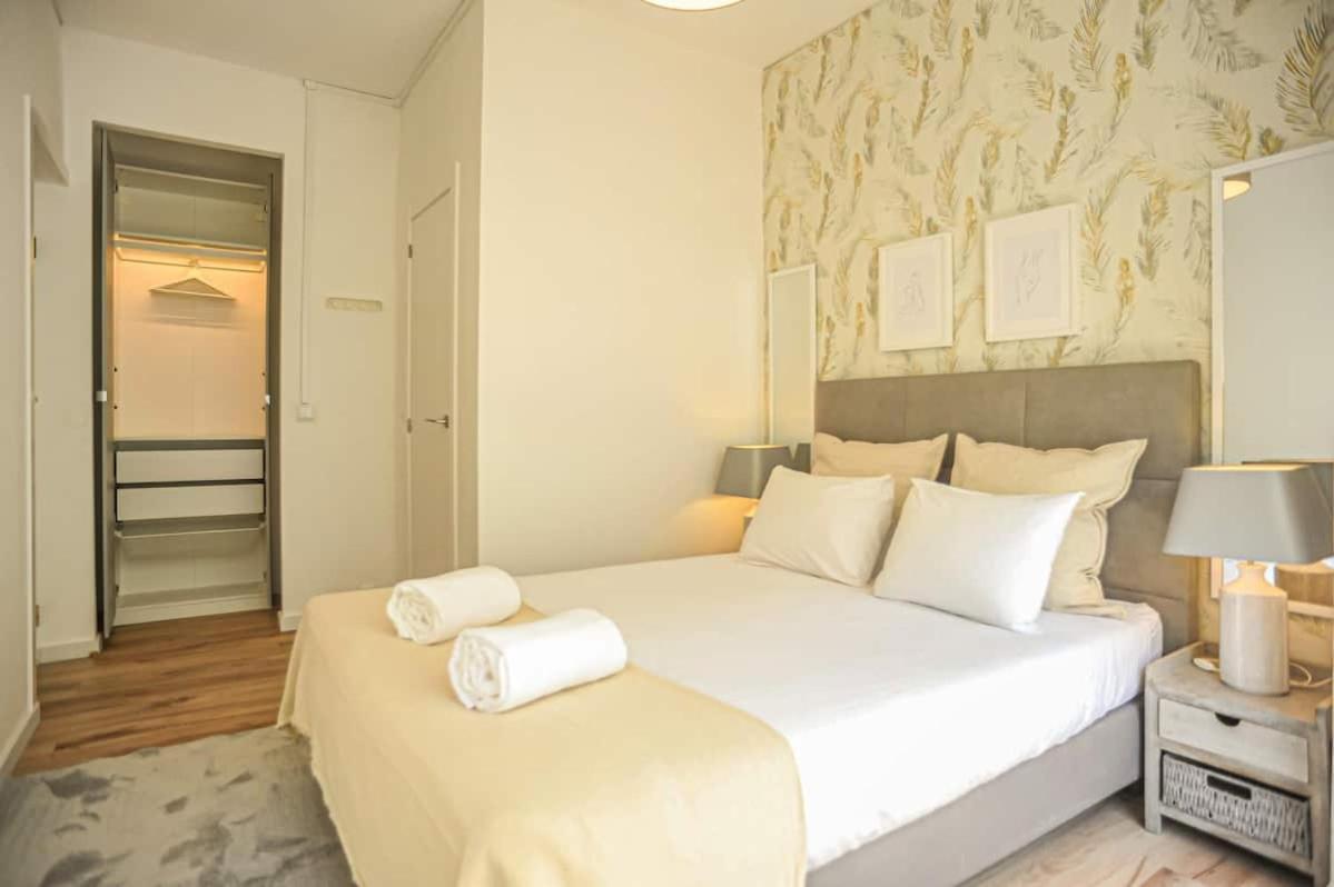 Guest house Marques De Pombal - 8 Bedroom *