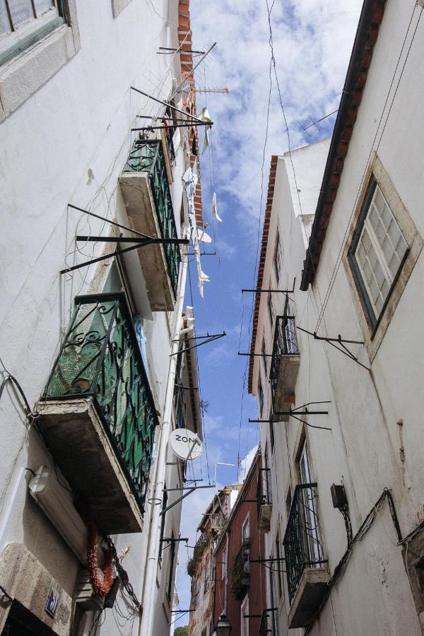 Weekend 40 Alfama Apartment