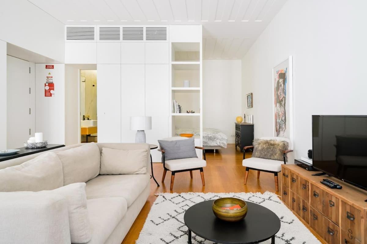 Charming & Modern Flat Close To Time Out Market * Lisboa