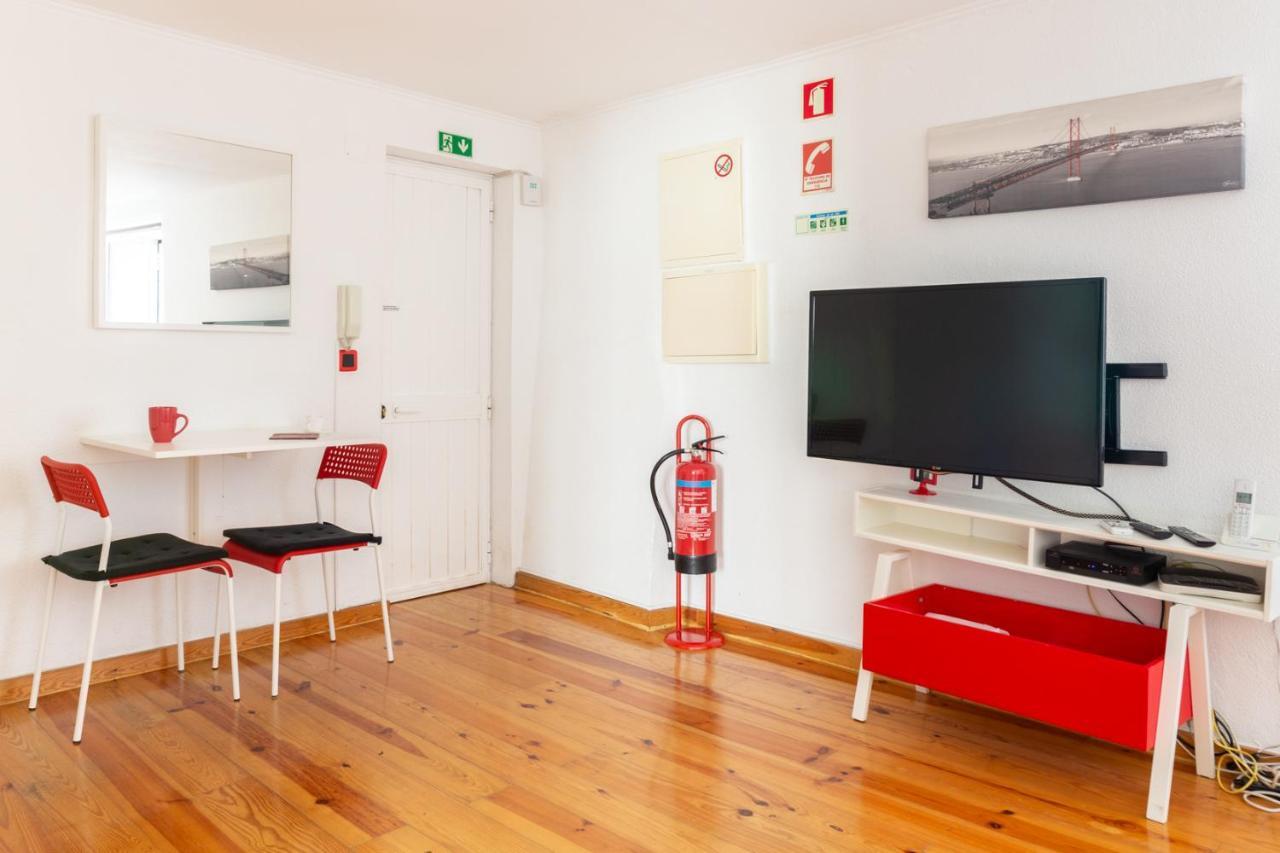 In The Heart Of Alfama! Super Central! Lisbon