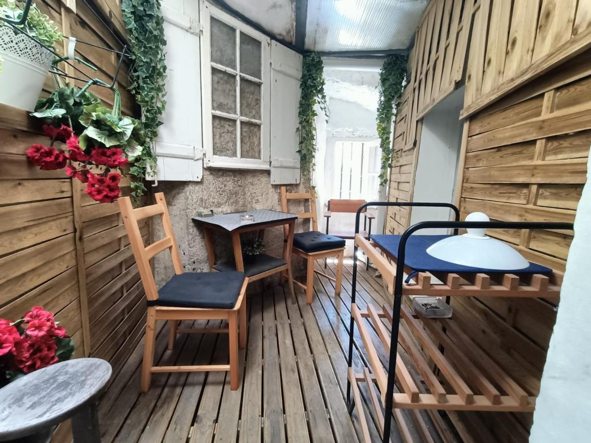 Now Bastidor Jovial Hostel *