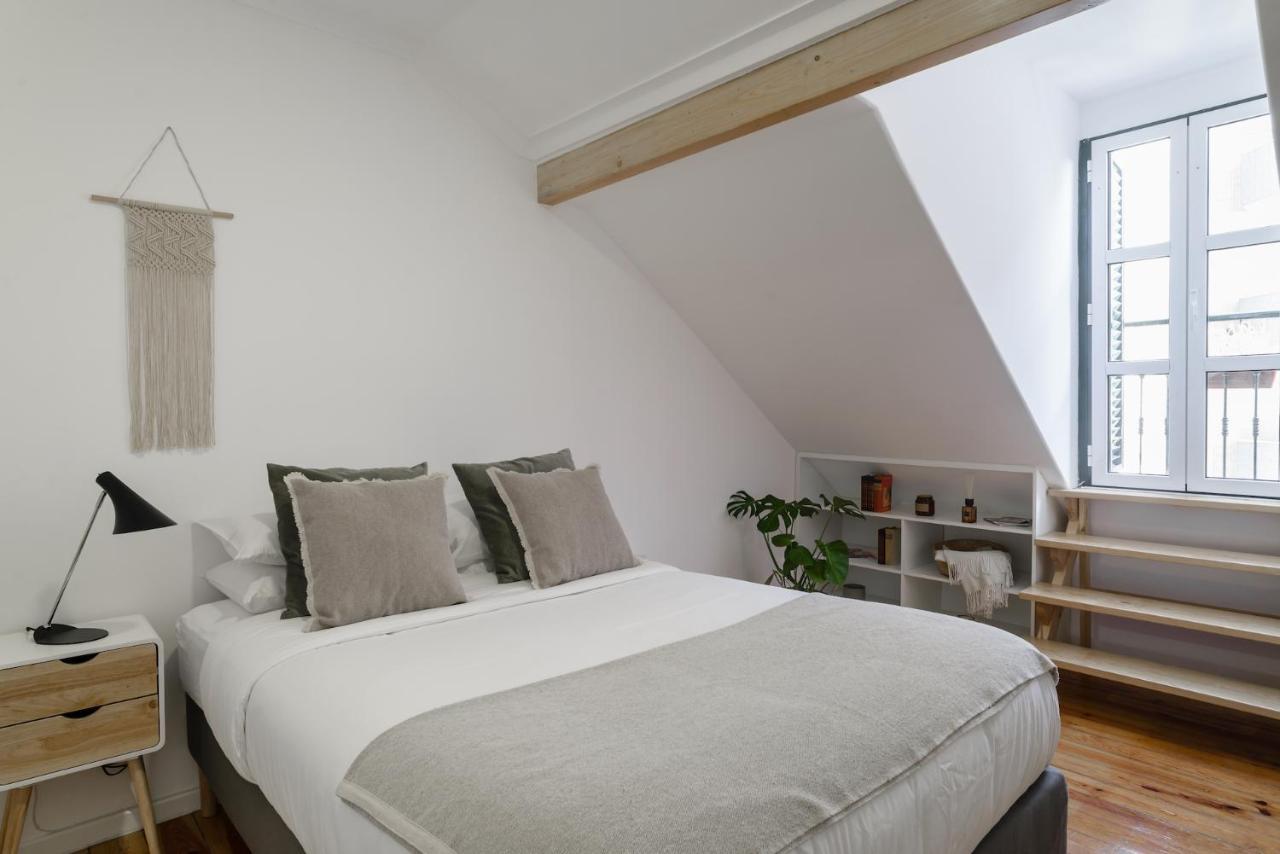 Charming Apartment- Authentic Experience In Graca Apartment *