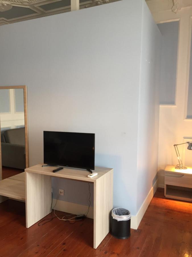 Be Marquês Quarto em Acomodações Particulares *