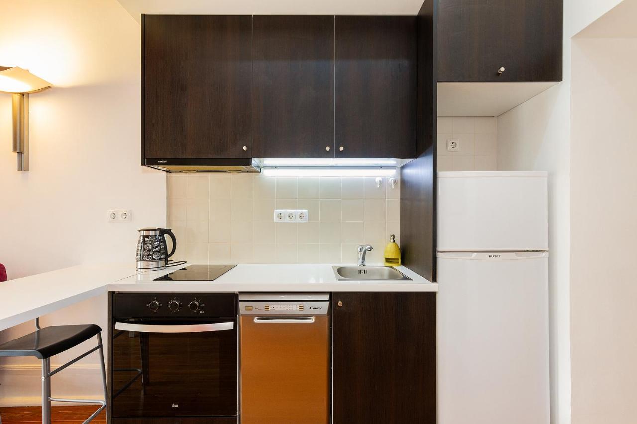Apartment Alfama First Floor Lisbon