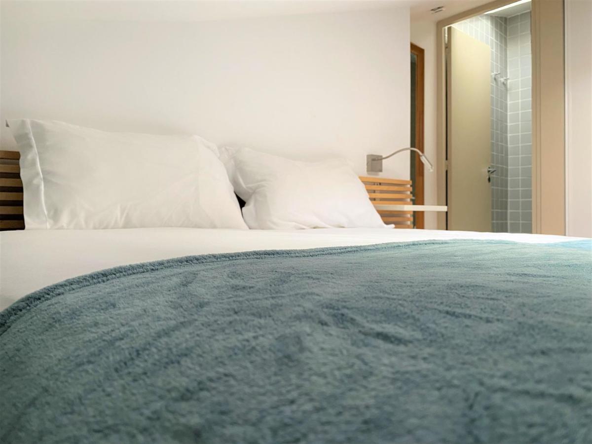 Condessa 2bdr Duplex By Lovelystay Lisbon