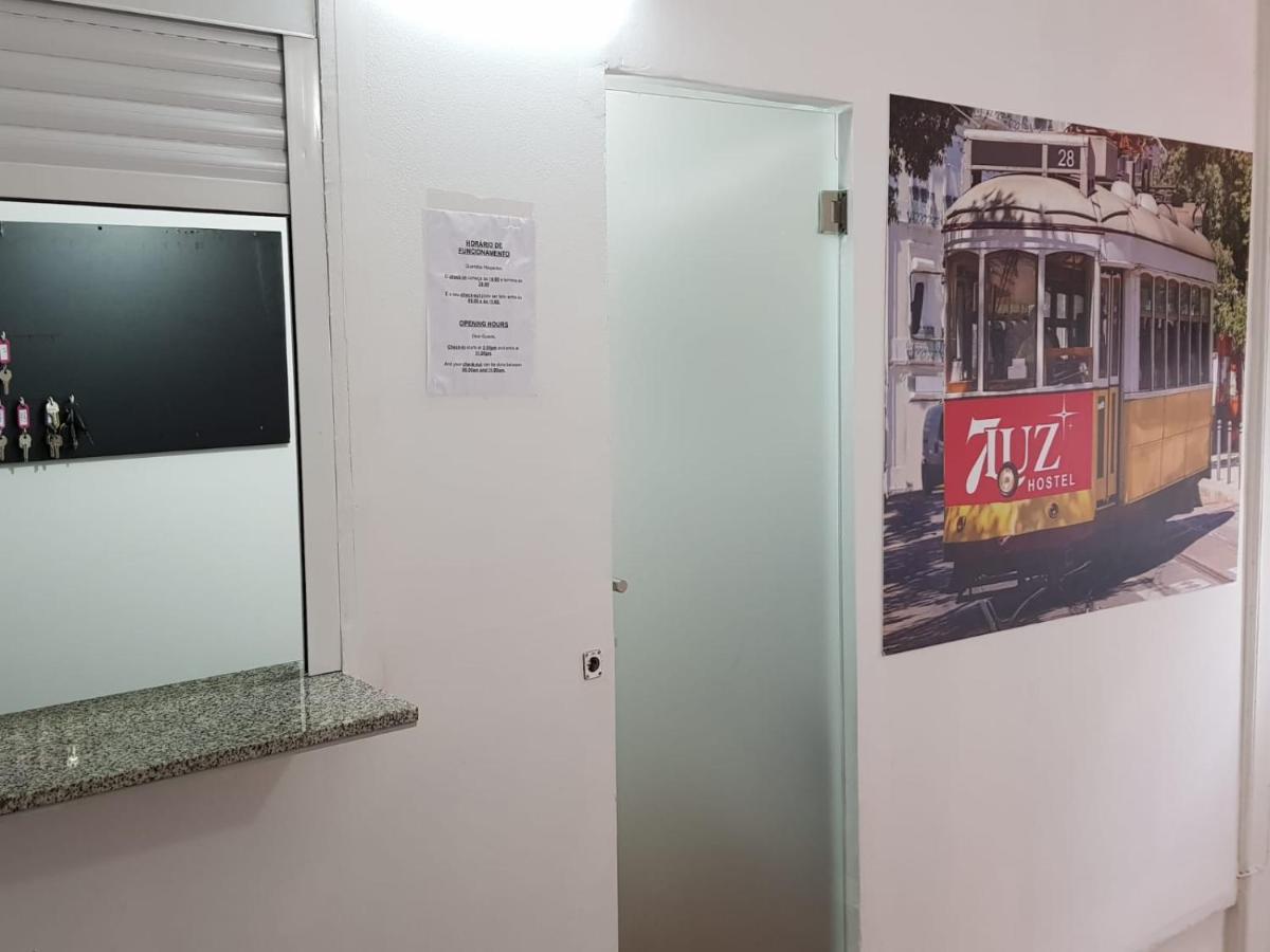 Albergue 7 Luz *