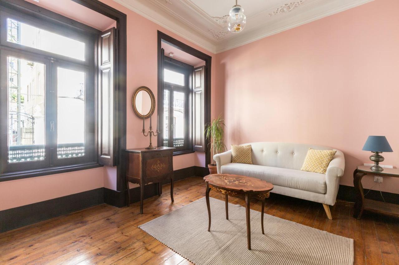 Charming In A 19th Century Building Lisbon