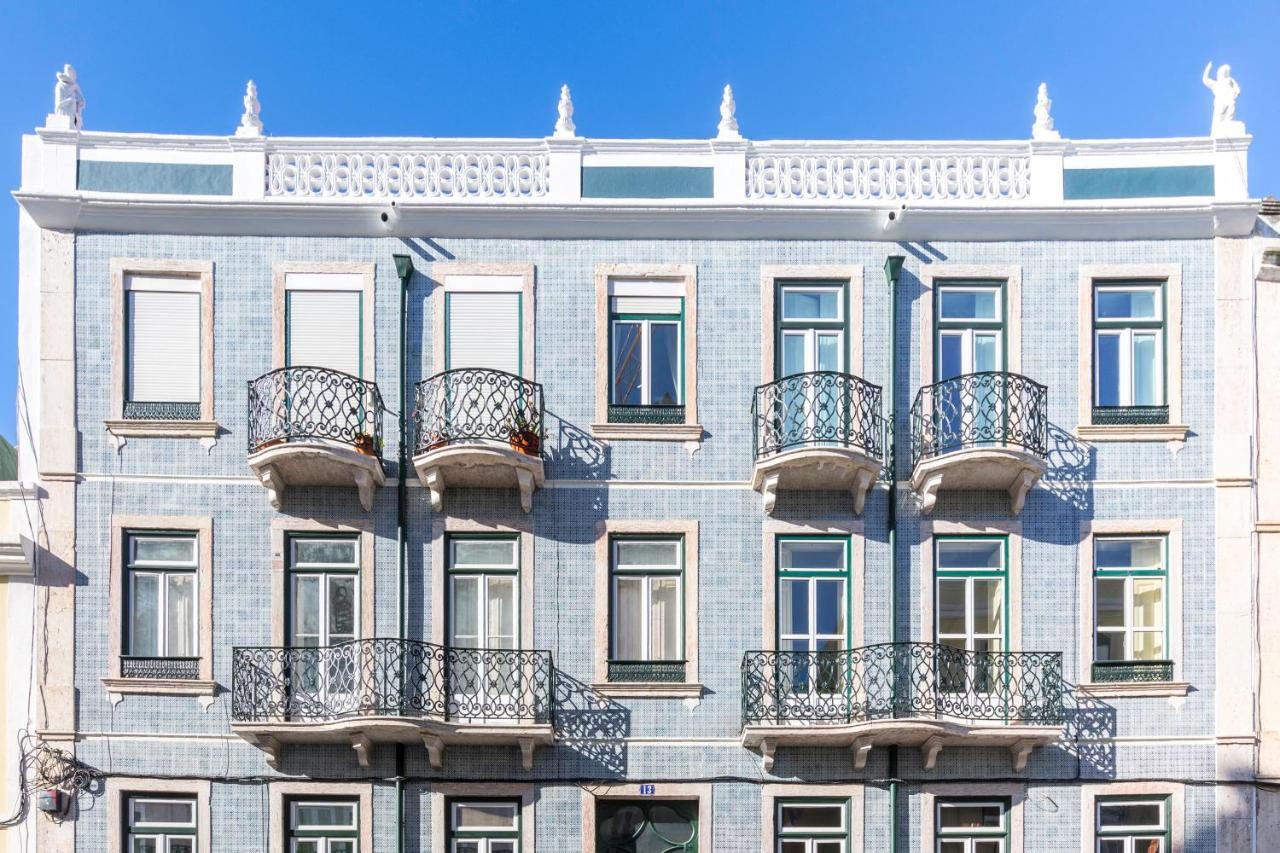 Apartment Charming In A 19th Century Building Lisbon