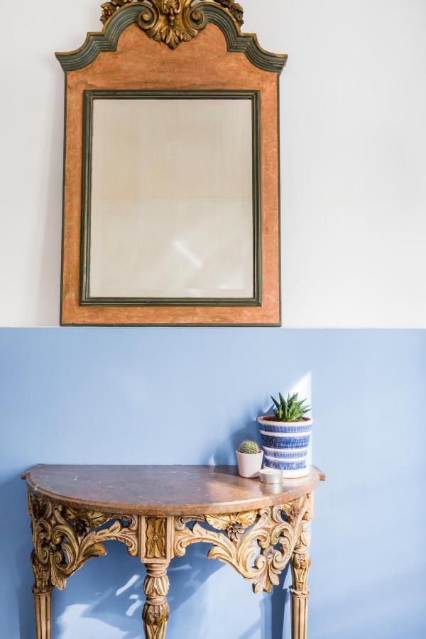 Charming In A 19th Century Building Apartment Lisbon