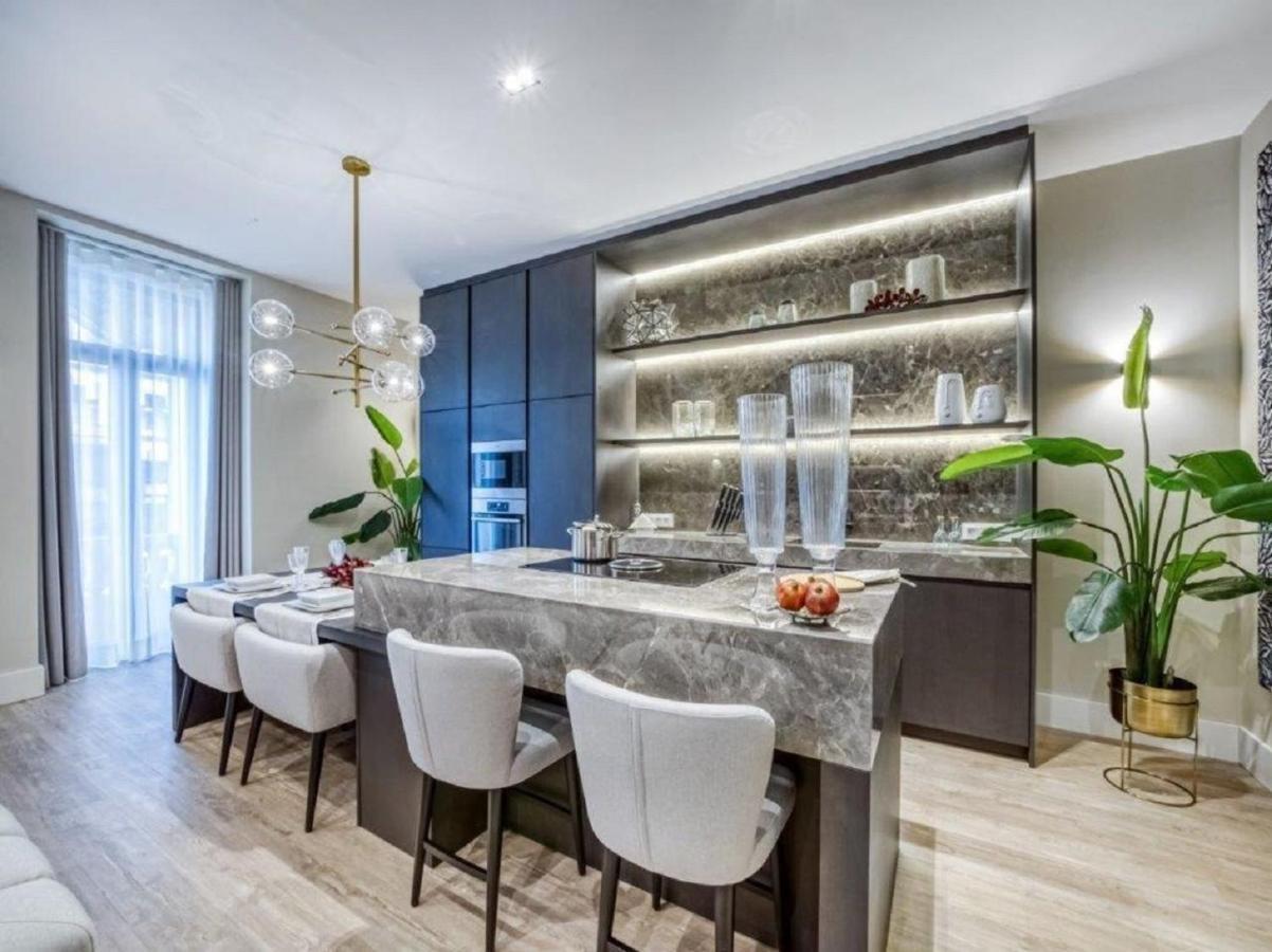 Stunning Near Avenue Liberdade Apartment *