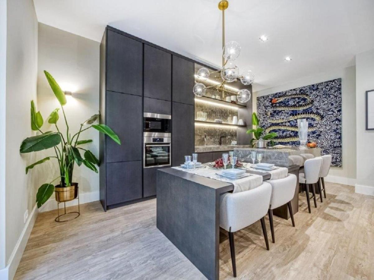 Stunning Near Avenue Liberdade Apartment Lisbon