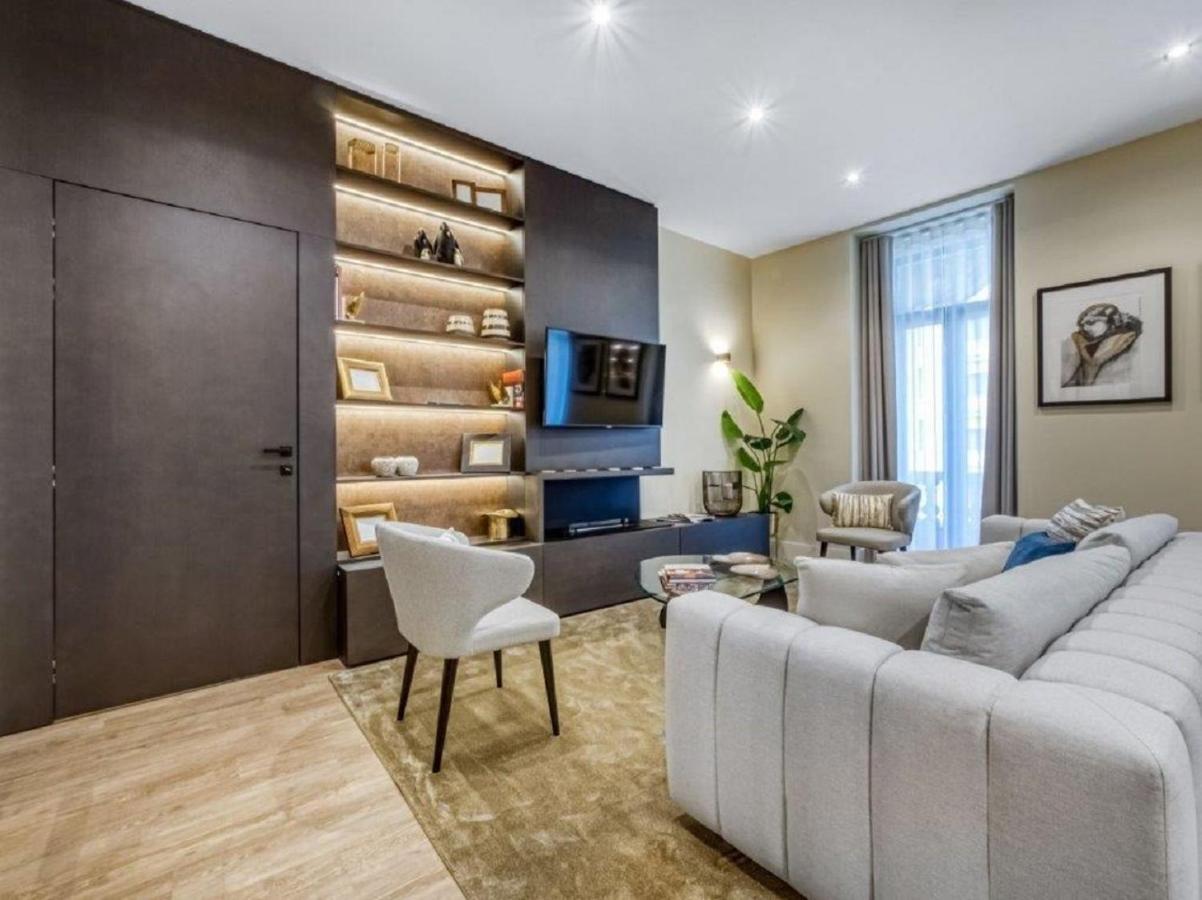Stunning Near Avenue Liberdade Apartment Lisbon