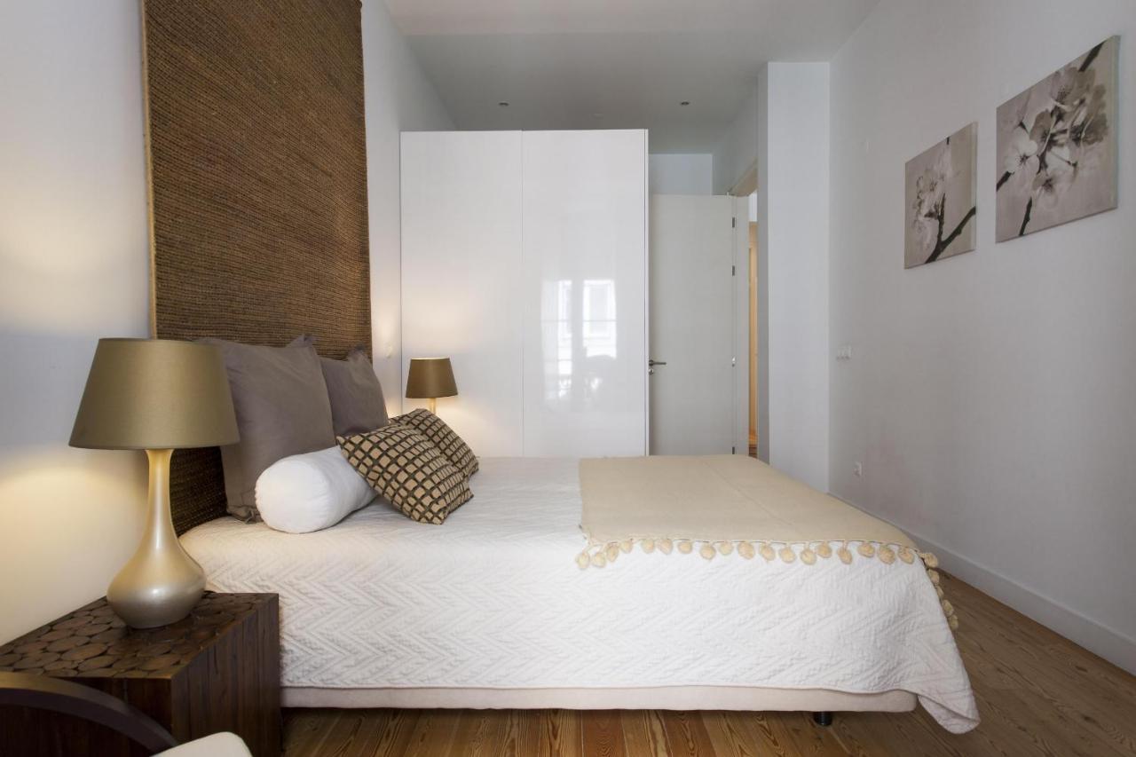 Apartment Downtown Brown By Homing