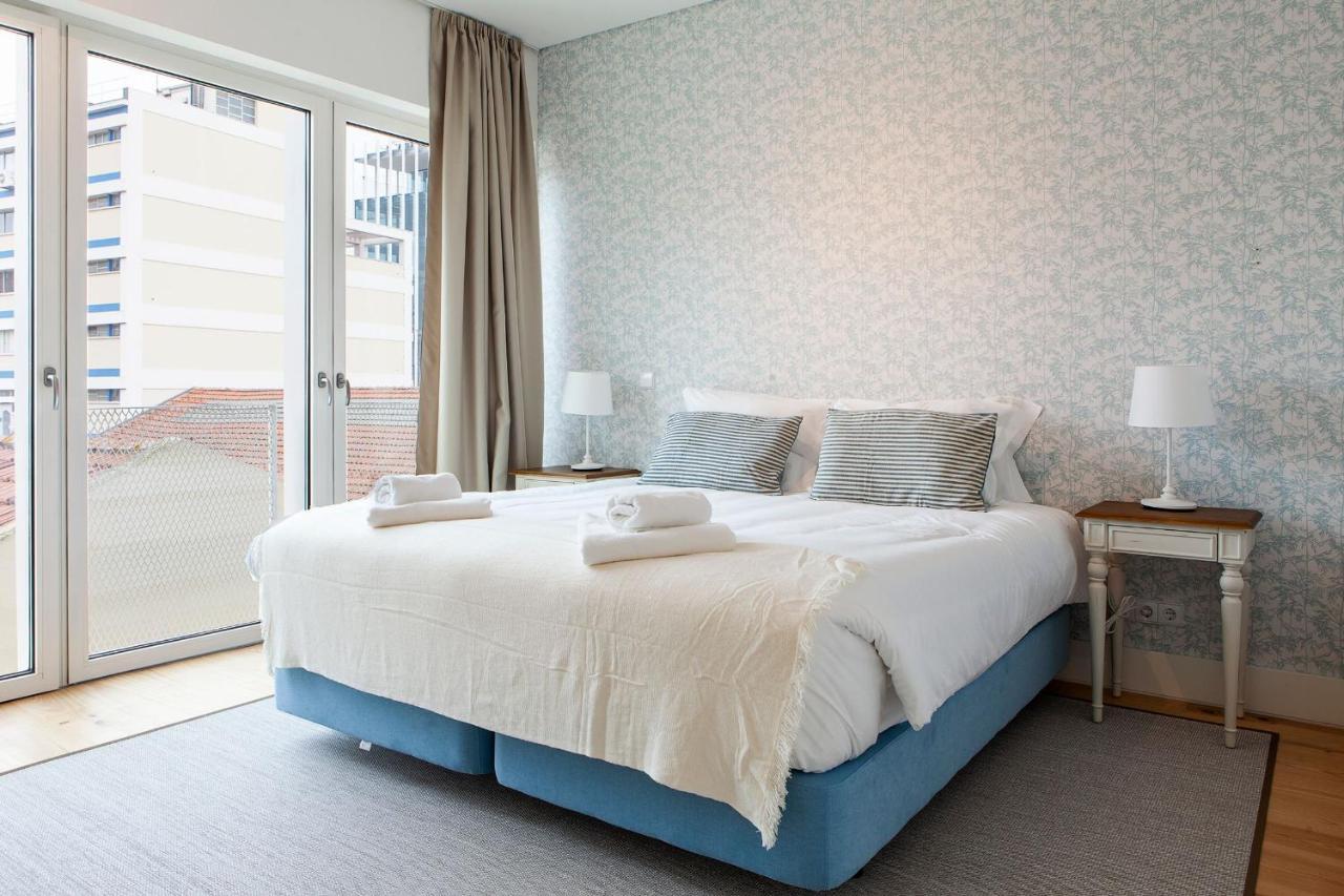 Santos Design Flat By Lovelystay Lisbon