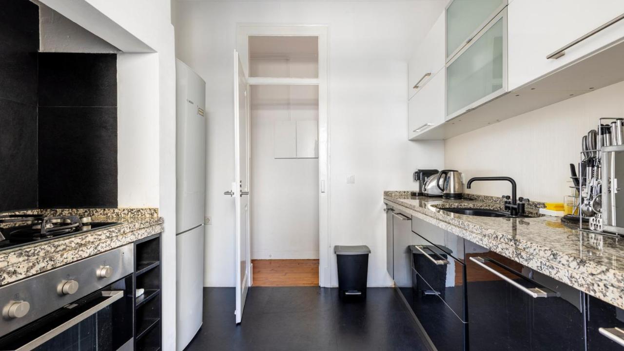 Luxury Apartment In City Centre - Avenida Da Liberdade * Lisbon