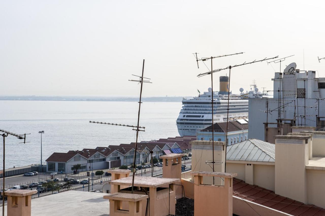 Apolonia 8 - Lisbonbreaks * Lisbon