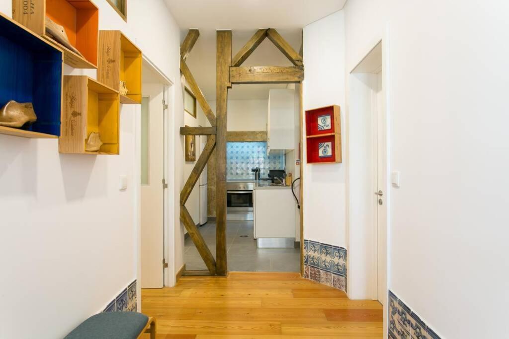 Apartment Jp39 - Baixa 18th Century Tiles With 2 Bdr!