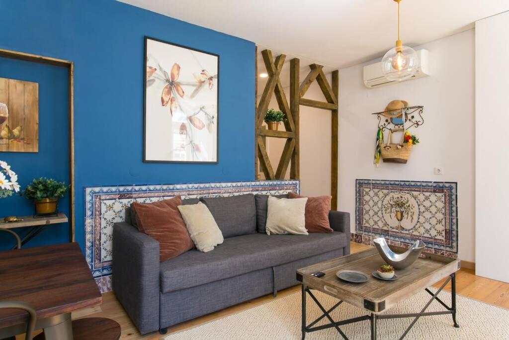 Jp39 - Baixa 18th Century Tiles With 2 Bdr! Apartment Lisbon