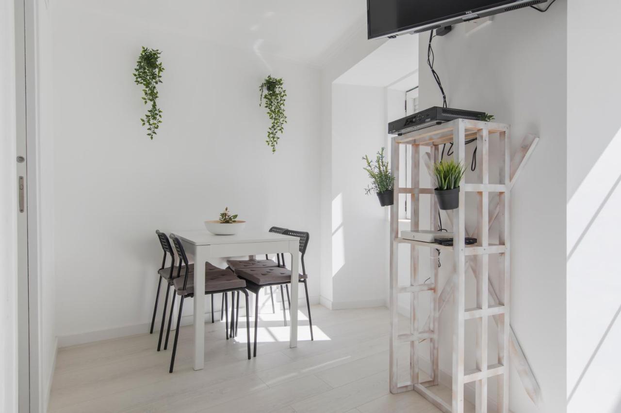 Apartment Alfama Modern Beco Da Lapa Lisbon