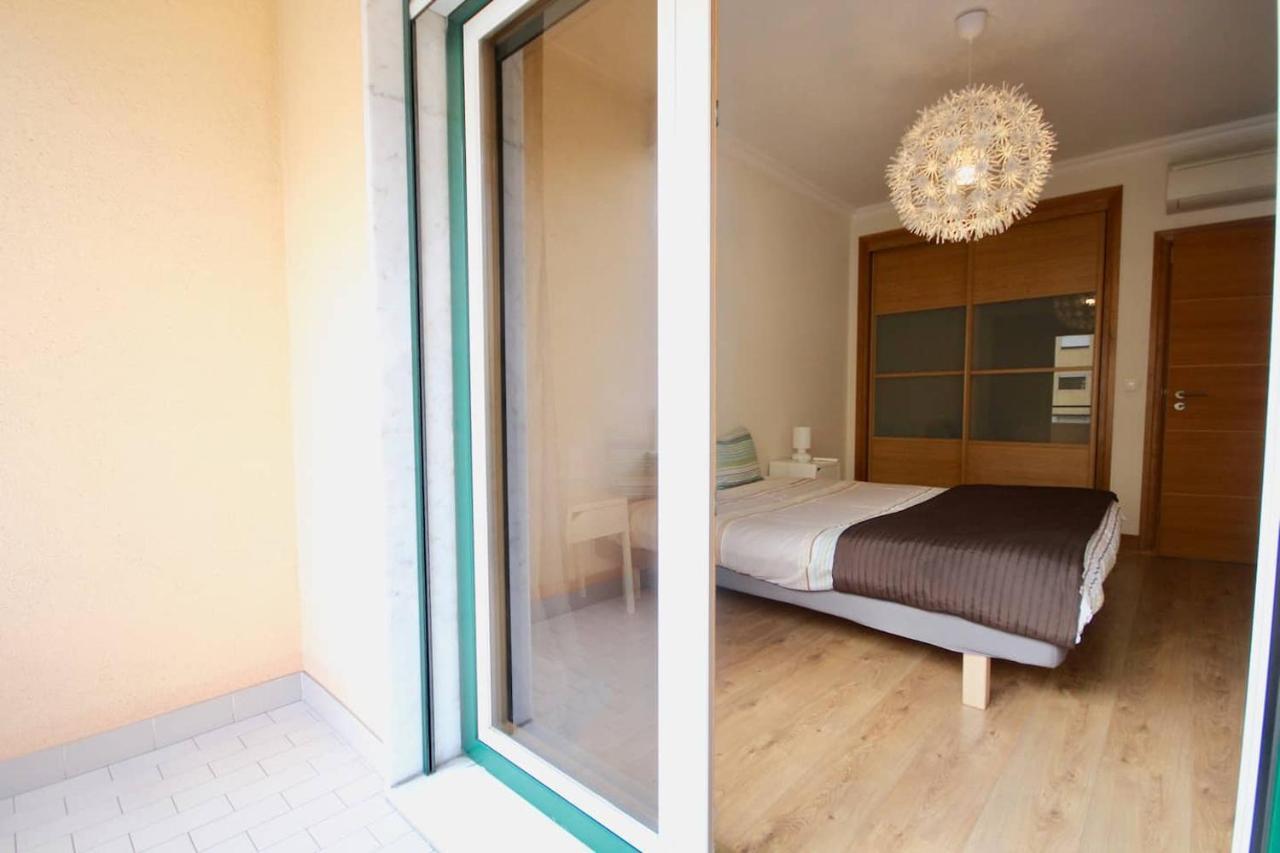 Cozy Orange Telheiras Apartment Lisbon