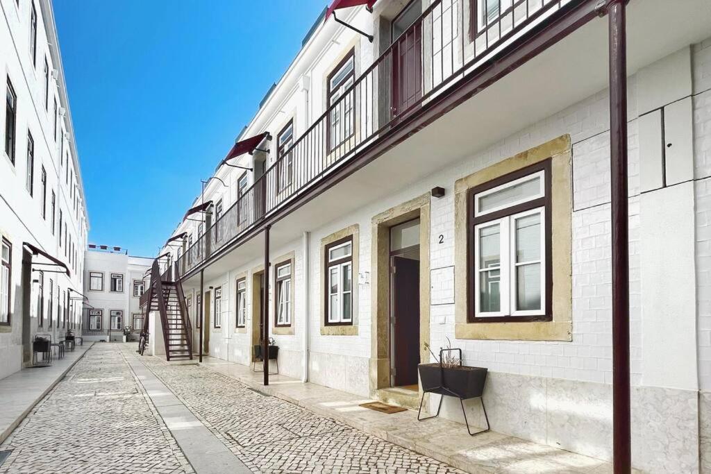 Rosario 2 By Homeful Homes * Lisbon
